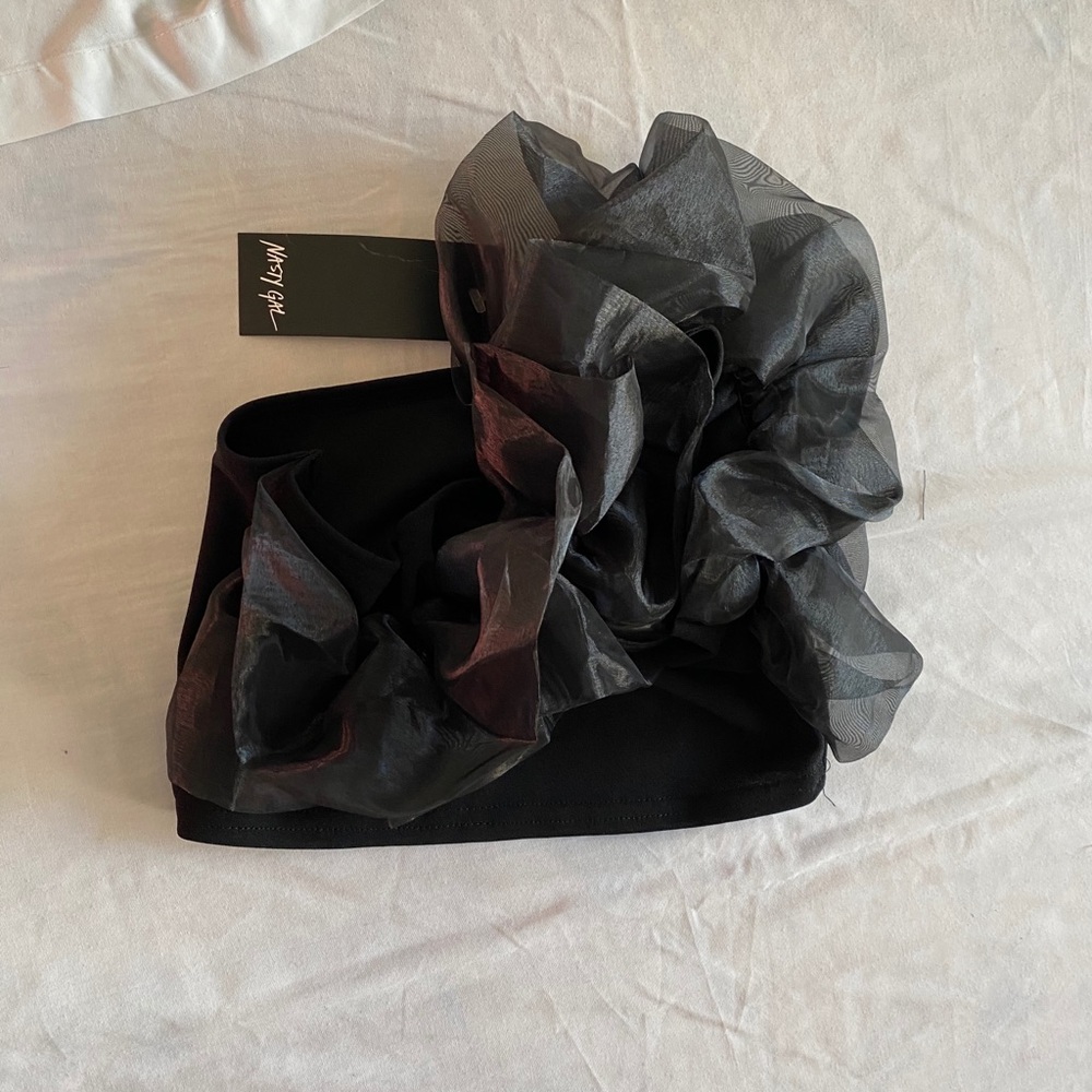 Black Crop Top